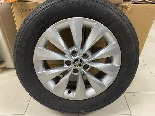 4 GOMME AUTO SKODA KAMIQ 205/60 R16 92V e cerchi 